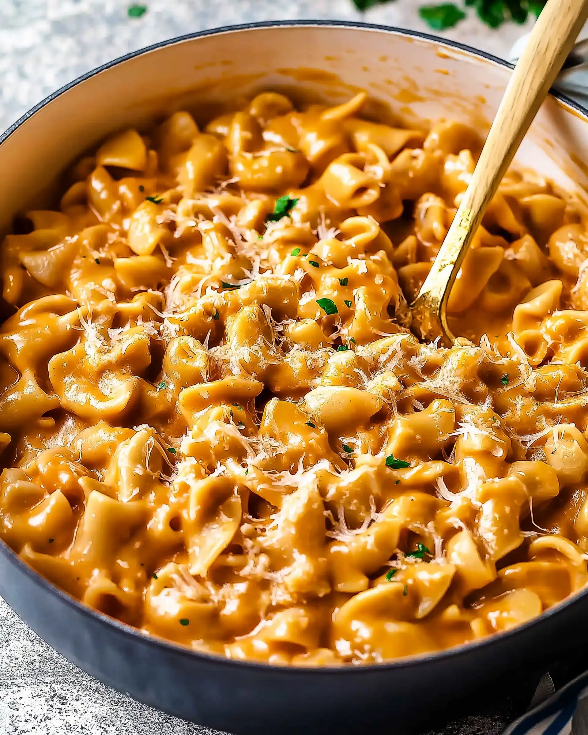 Französische Zwiebel-Pasta: Ein Genuss für Feinschmecker!