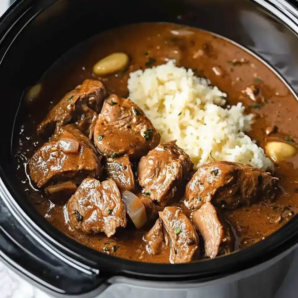 Zarte Schweinekoteletts aus dem Slow Cooker für Feinschmecker!