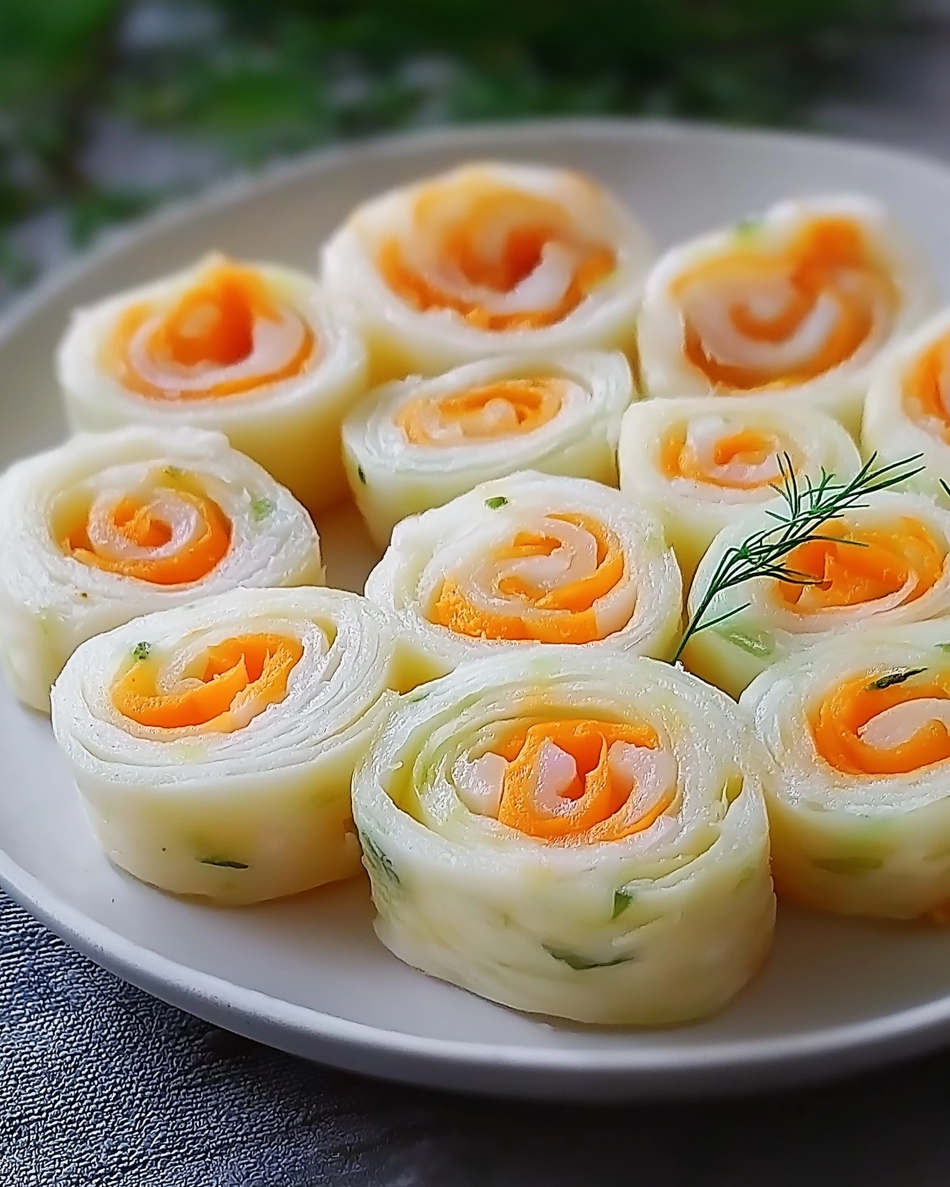Frischkäse-Roll-Ups mit Gemüse: Einfach und lecker!