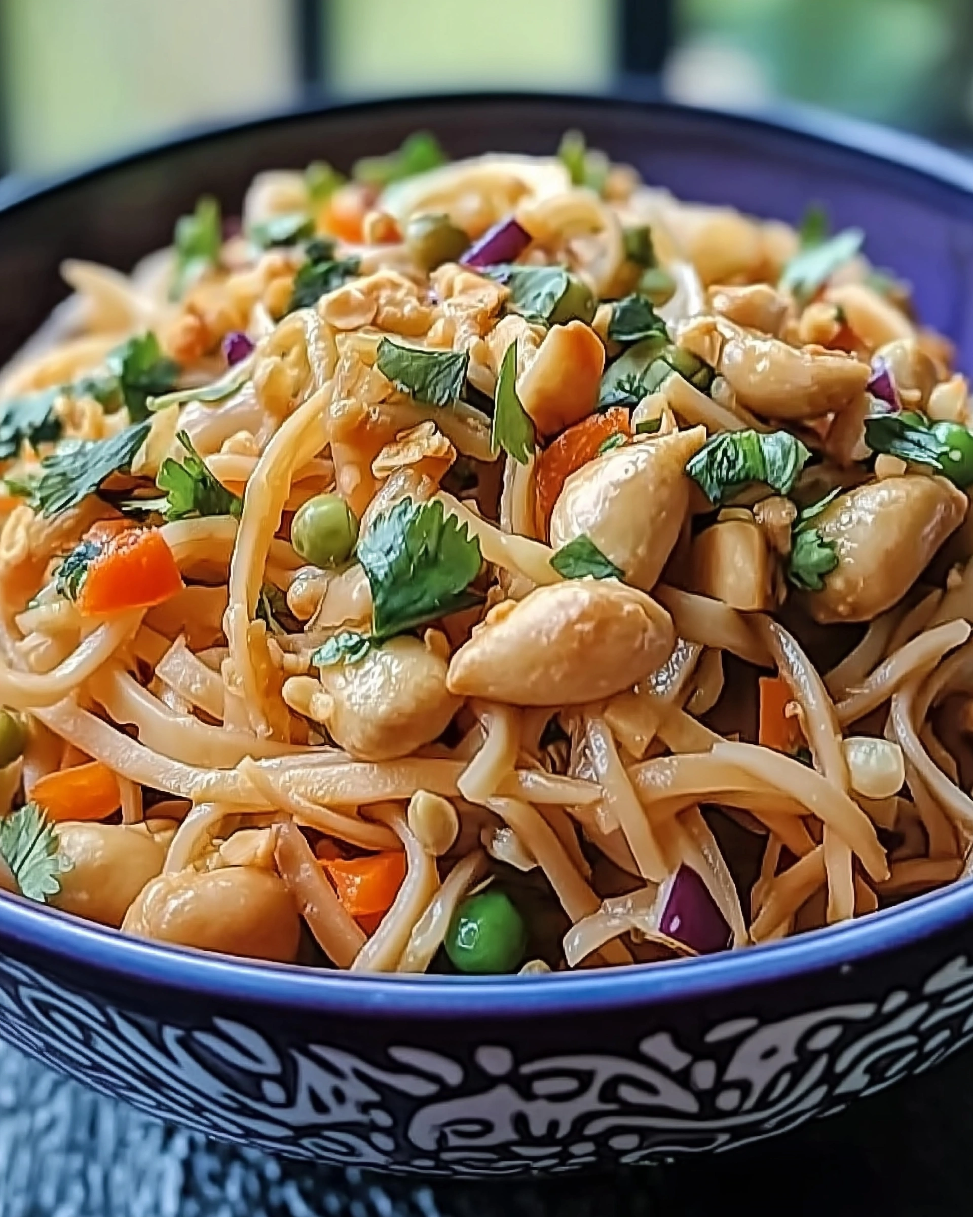 Thai Erdnuss-Nudelsalat: Ein frischer Genuss für jeden Tag!