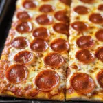 Heiße Honig-Pepperoni-Pizza